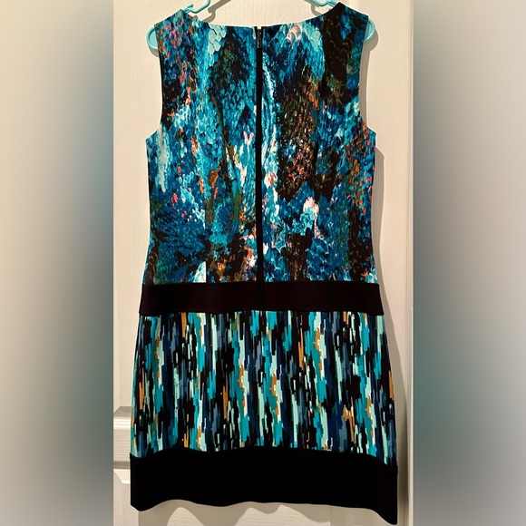 Laundry by Shelli Segal Sleeveless Dropped Waist Dress in Ocean Blues & Greens - Picture 6 of 7
